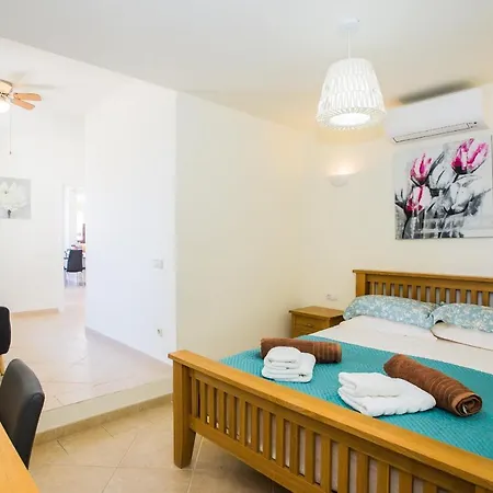 Beautiful 2-bed In -rosa Blanca Villa *